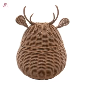 Christmas-Reindeer-Rattan-Basket