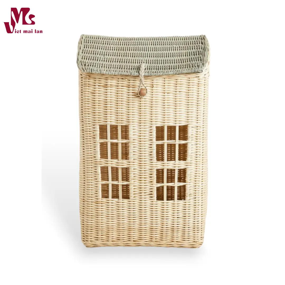 Kid's house basket