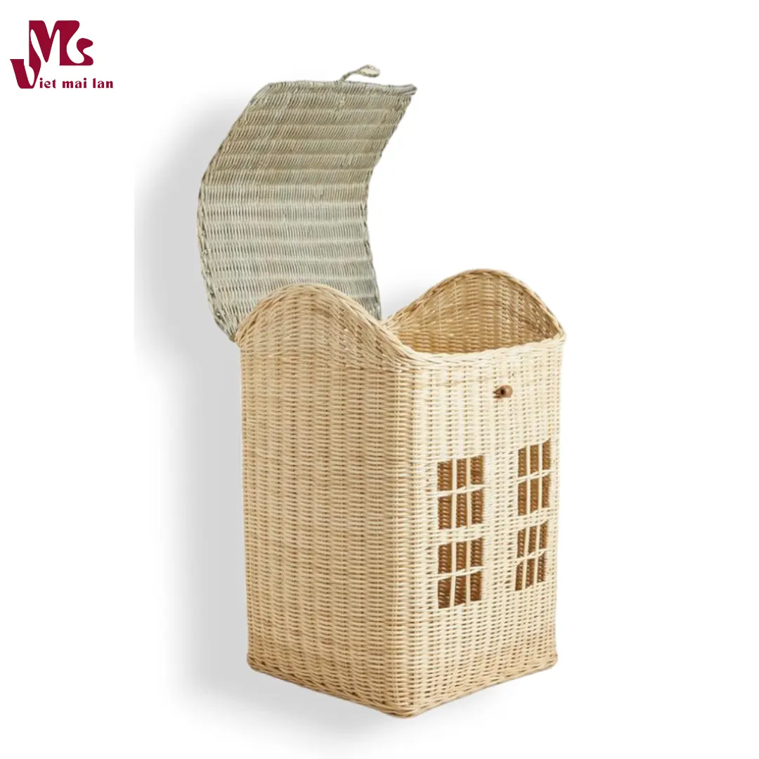 Kid's house basket