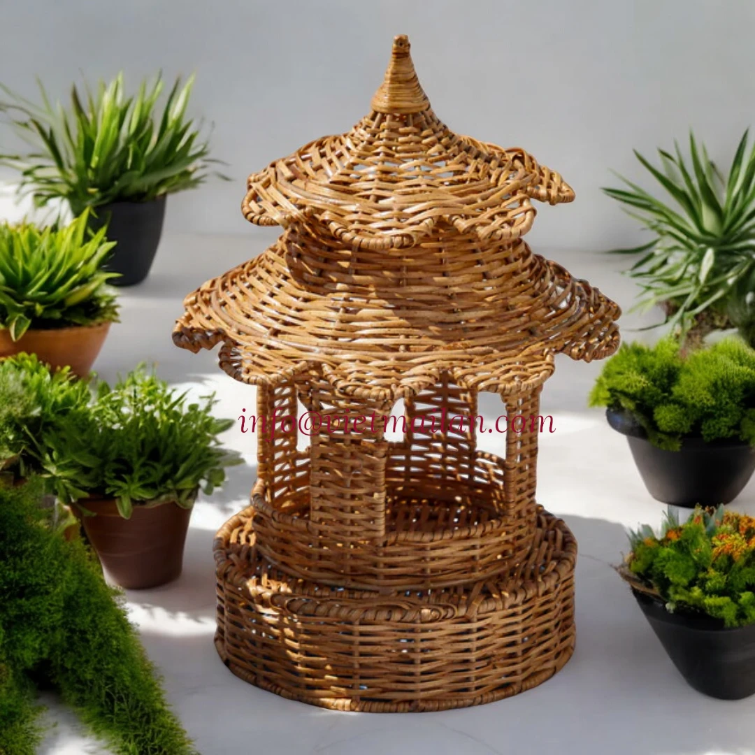 Pagoda lanterns