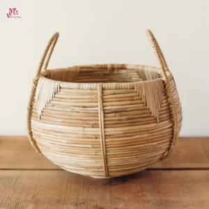 Wicker plant stand
