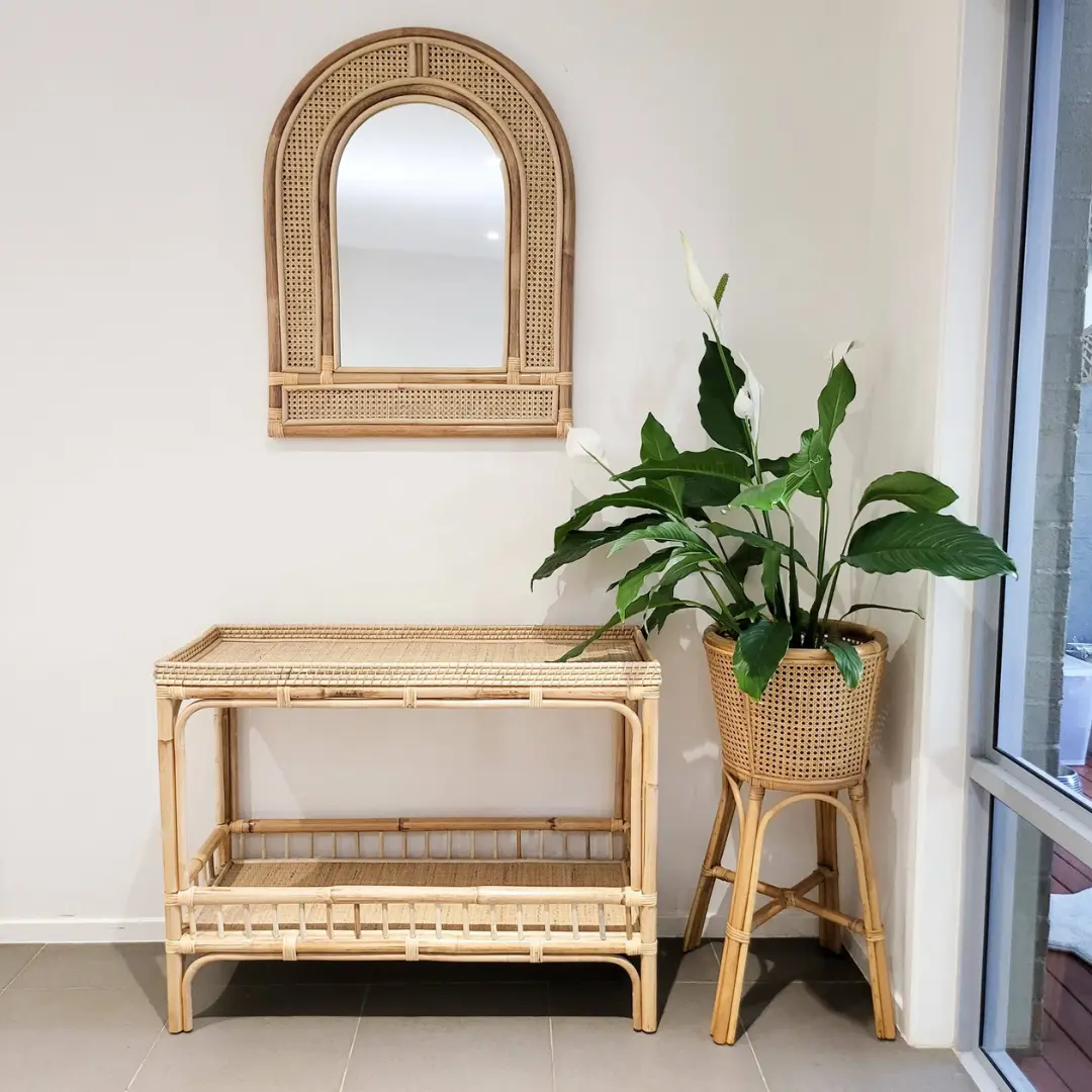 Wall mirror