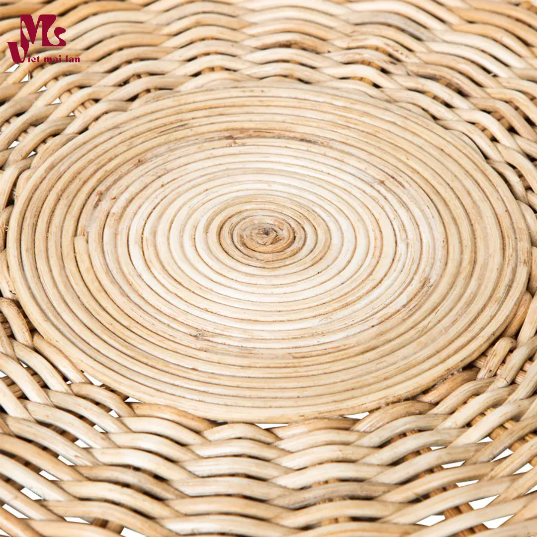 Rattan table