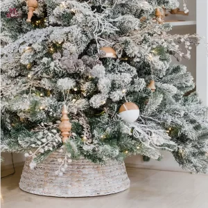 Collar Tree Skirt