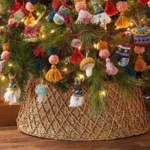 Collar Tree Skirt