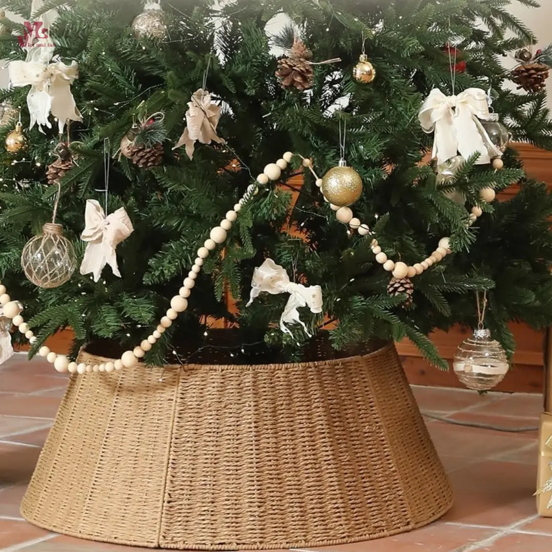 Collar Tree Skirt