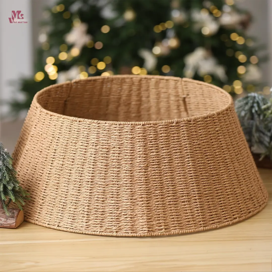Collar Tree Skirt