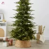 Collar Tree Skirt