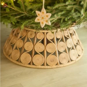 Collar Tree Skirt