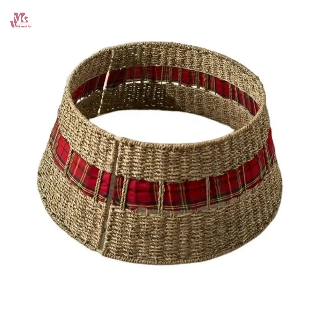 Collar Tree Skirt