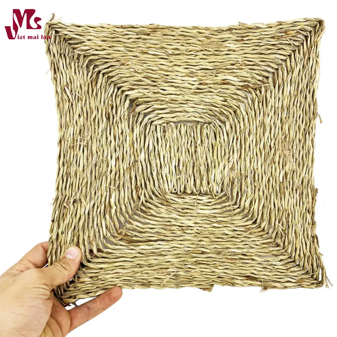 Natural grass mats