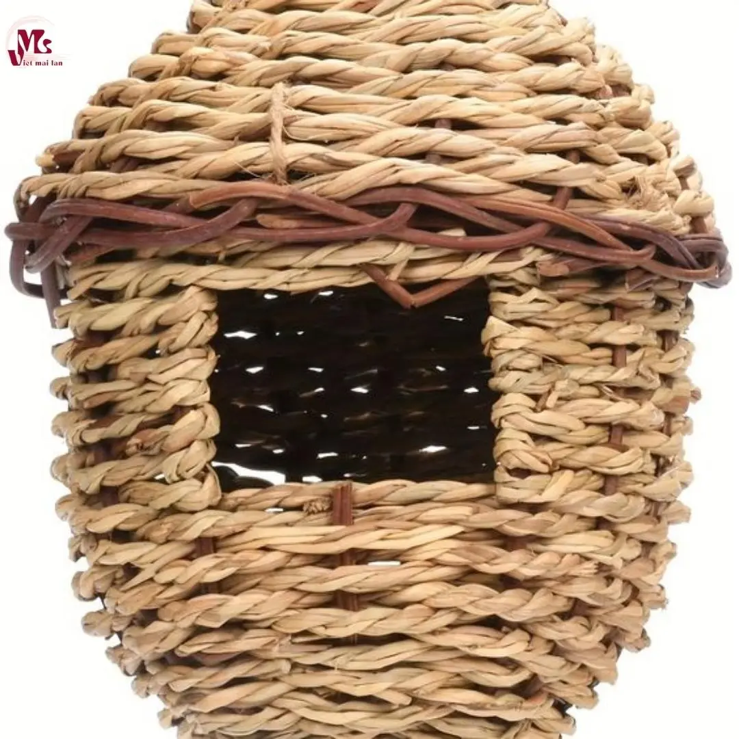 Grass Hanging Bird Nest