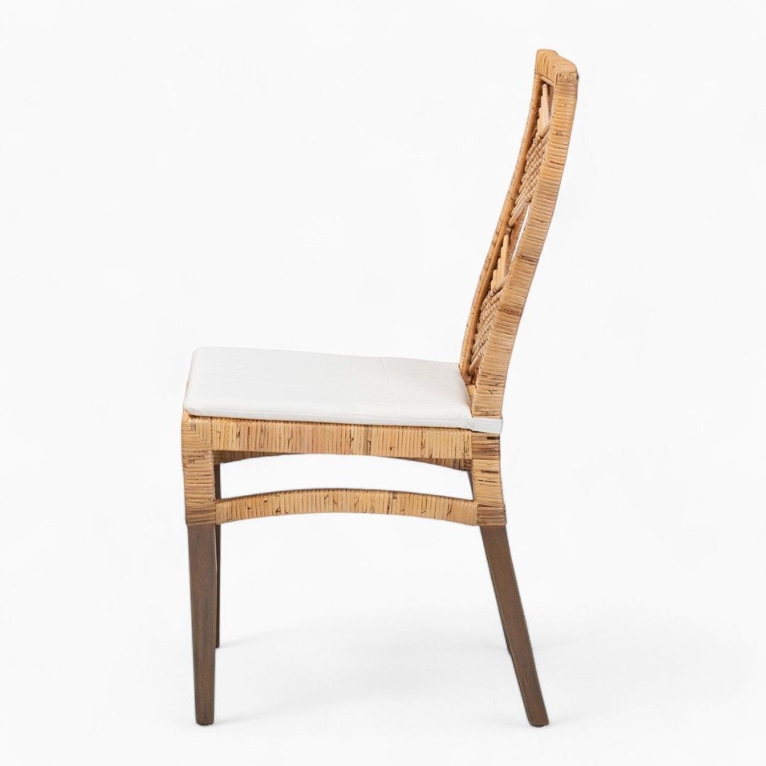 Luxury Rattan Dining Chair with Wooden Legs