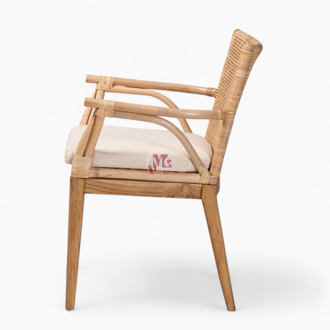 Indoor Rattan Dining Chair with Wooden Legs