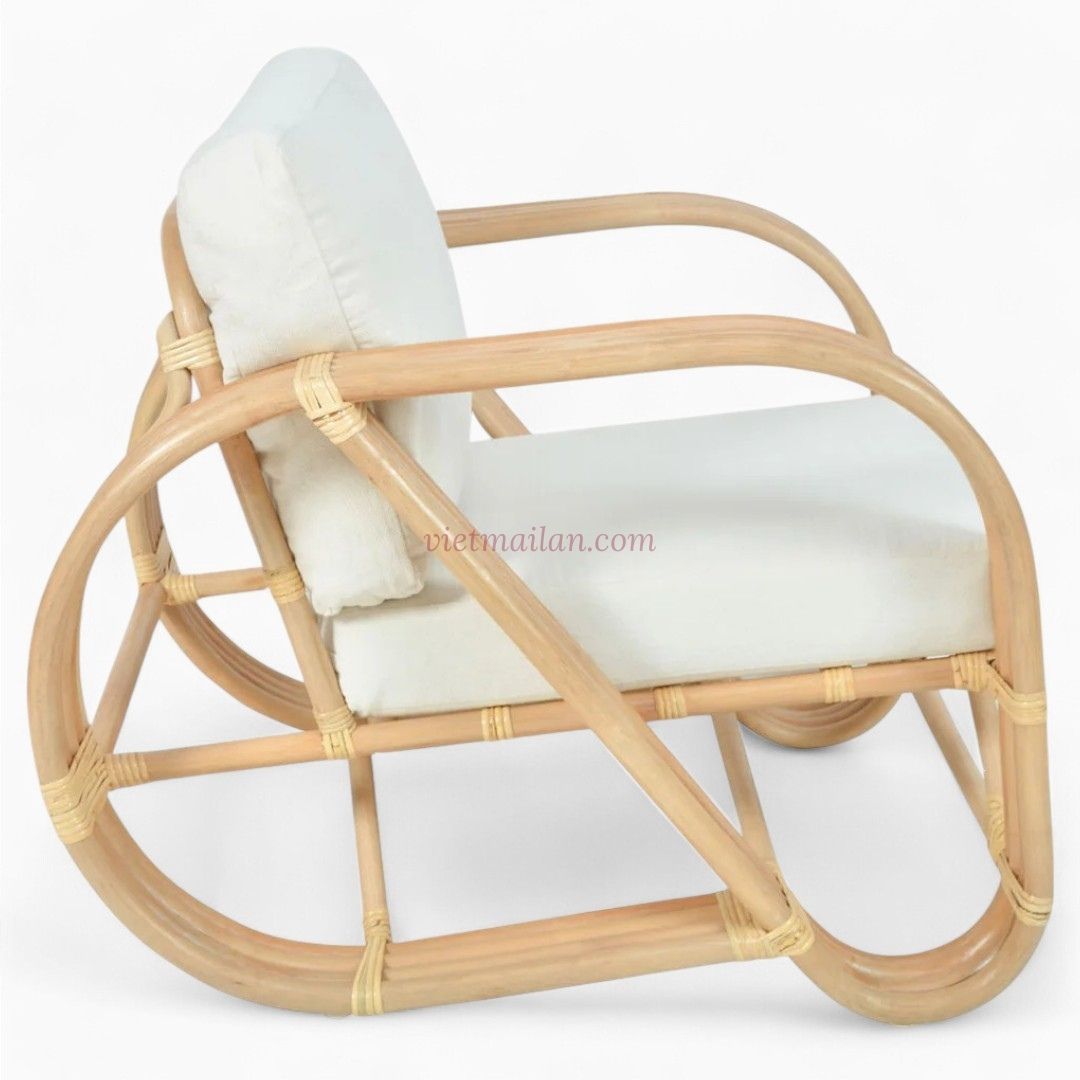 Wicker Rattan Lounge Chair in Natural