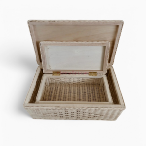 Elegant Wicker Rattan Trunk
