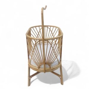Cozy Rattan Crib
