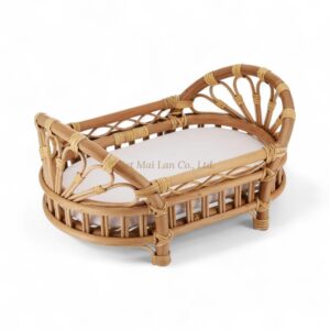 Eco-Friendly Rattan Doll Crib