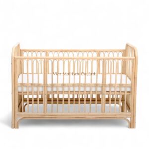 Lightweight Rattan Crib