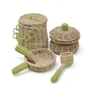 Charming Rattan Cooking Set