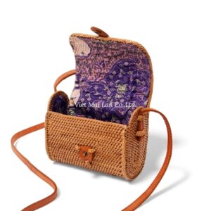 Trendy Rattan Bag
